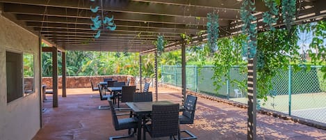 Condo, 3 Bedrooms | Outdoor dining
