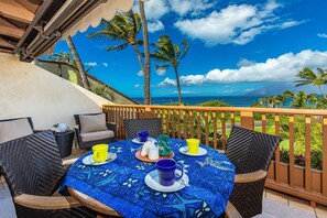 Condo, 2 Bedrooms | Outdoor dining