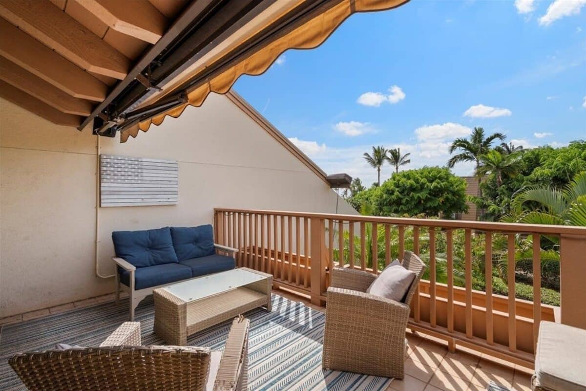 Condo, 2 Bedrooms | Property grounds
