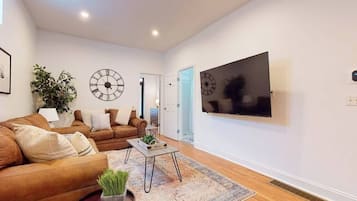 Televisio, suoratoistopalvelut, työhuone