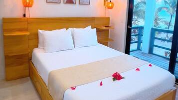 1 dormitorio, escritorio, tabla de planchar con plancha y wifi