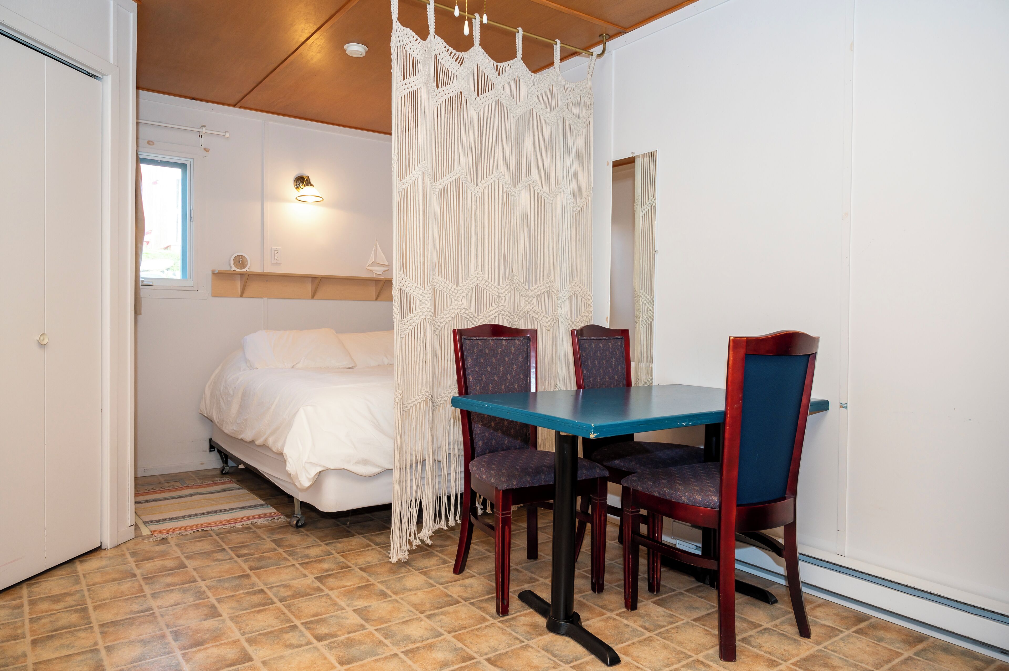 Wi-Fi gratuit, draps fournis