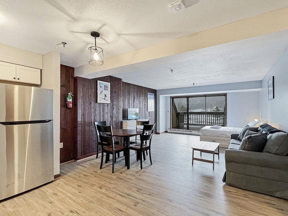 Photo inspiration: Mountain Green Condos At Killington By Redawning Reviews Deals Photo Inspiration