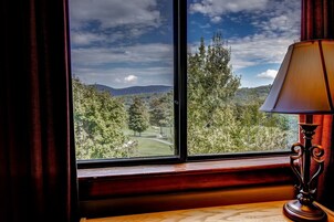 Condo, 2 Bedrooms | Interior