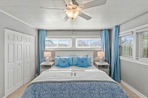 4 camere, una scrivania, ferro/asse da stiro, Wi-Fi gratuito