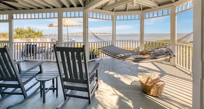 Haven by AvantStay | Luxury Beachfront Home w/ Pool & Gorgeous Patios