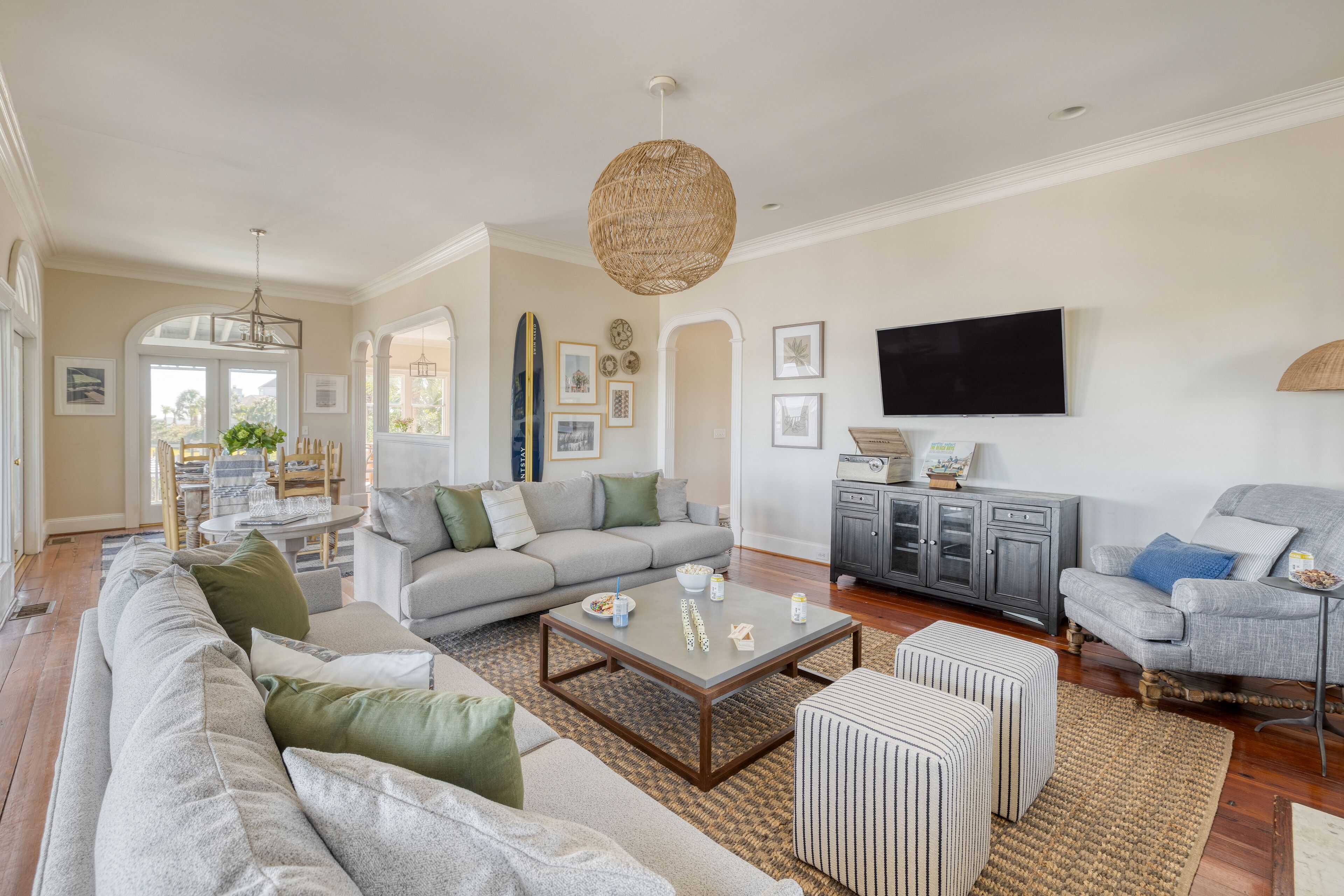 Haven By Avantstay | Luxury Beachfront Home W/ Pool & Gorgeous Patios - Charleston, SC