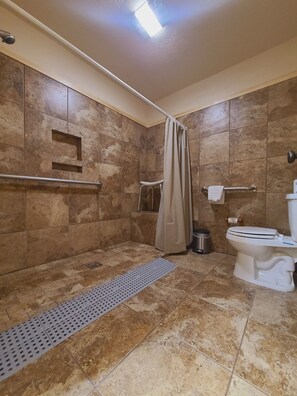 Room, 1 King Bed with Sofa bed | Bathroom | Free toiletries, towels, soap, shampoo