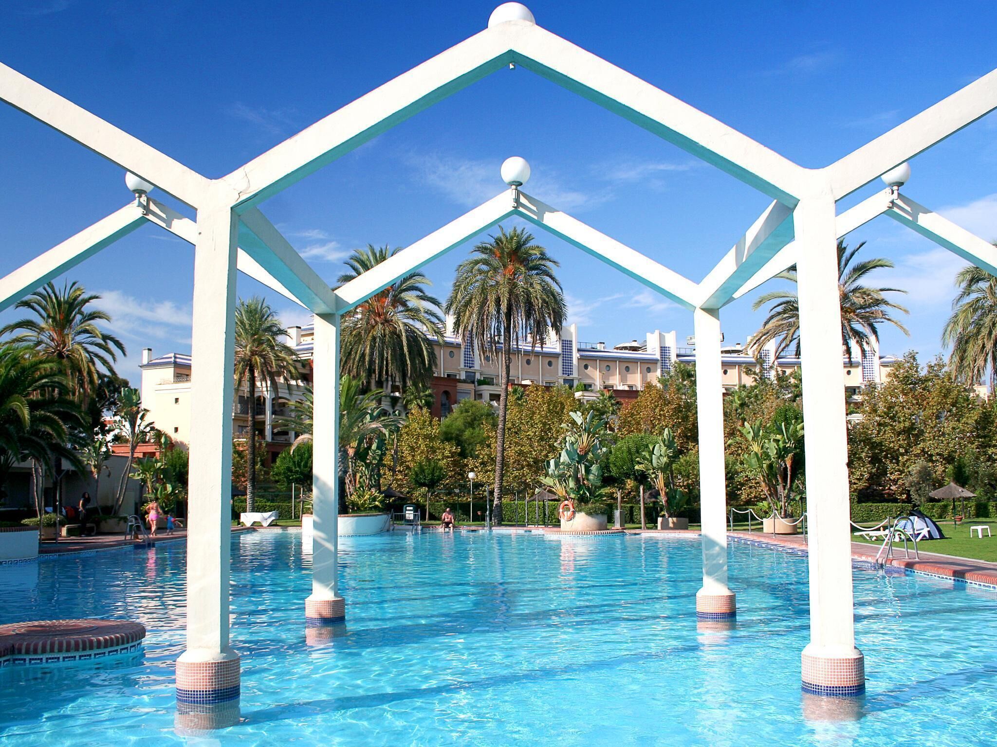 Utomhuspool
