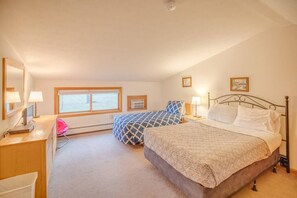 3 bedrooms, iron/ironing board, travel cot, WiFi