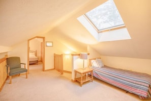 3 bedrooms, iron/ironing board, travel crib, WiFi