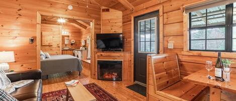 1 soverom, wi-fi (inkludert) og sengetøy