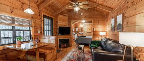 Smart TV, fireplace, DVD player