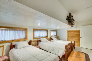 9 chambres, lit parapluie, Wi-Fi gratuit, draps fournis