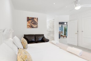 3 chambres, accès au Wi-Fi (inclus), literie fournie