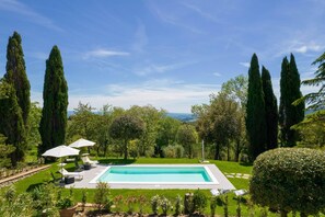 Piscina all'aperto