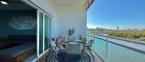 Appart'hĂŽtel Premium | Balcon