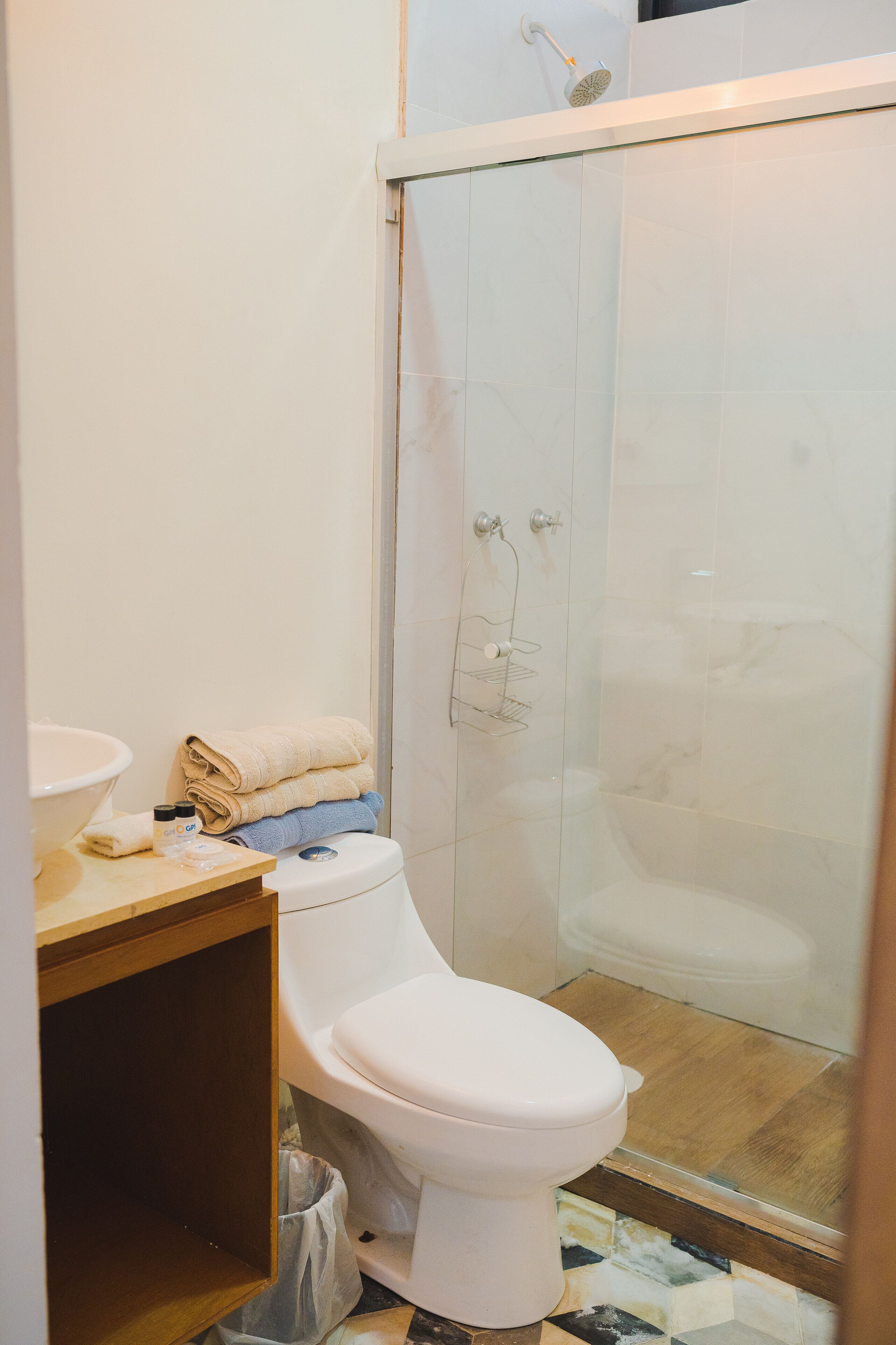 Soho 4, lindo depa a 2 min de malecon | Baño | Regadera, secadora de cabello, toallas, jabón 