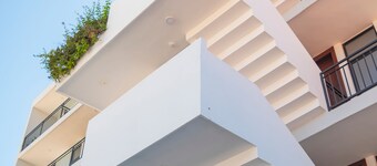 Soho Life Apartments