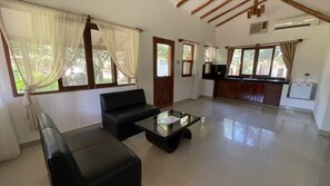 Traditional Double Room | Living area - Hotel Terramia (Santa Cruz)