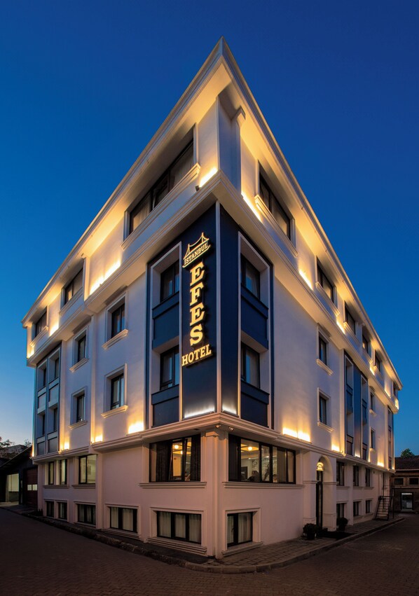 Exterior - Istanbul Efes Hotel (Istanbul)
