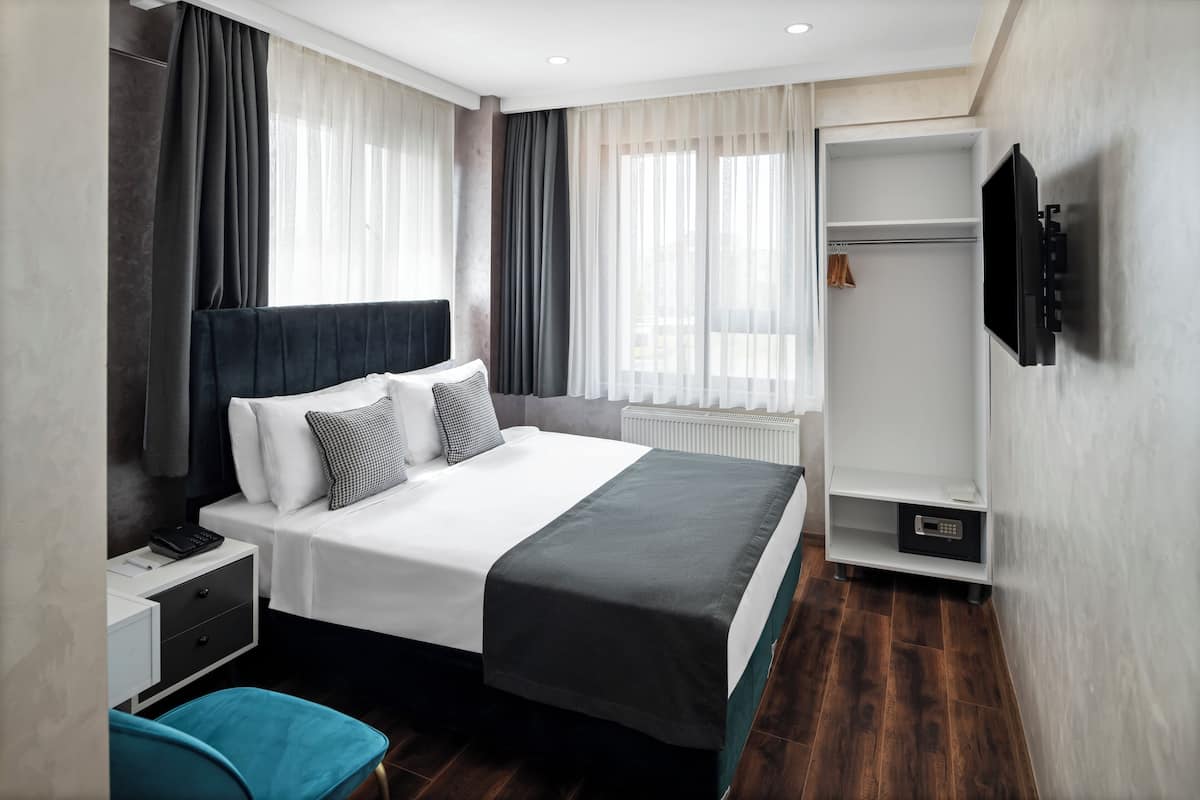 Standard-Doppelzimmer | Hochwertige Bettwaren, kostenloses WLAN, Bettwäsche
