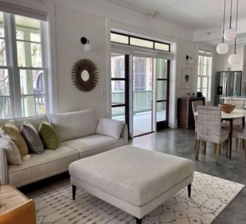 Seaside Proper Condo walk to the beach, shopping & restaurants