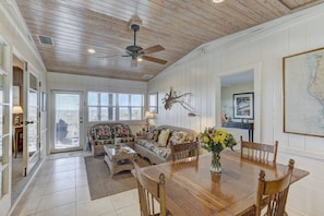 Interior - Beachfront on Anna Maria Island! (Holmes Beach)