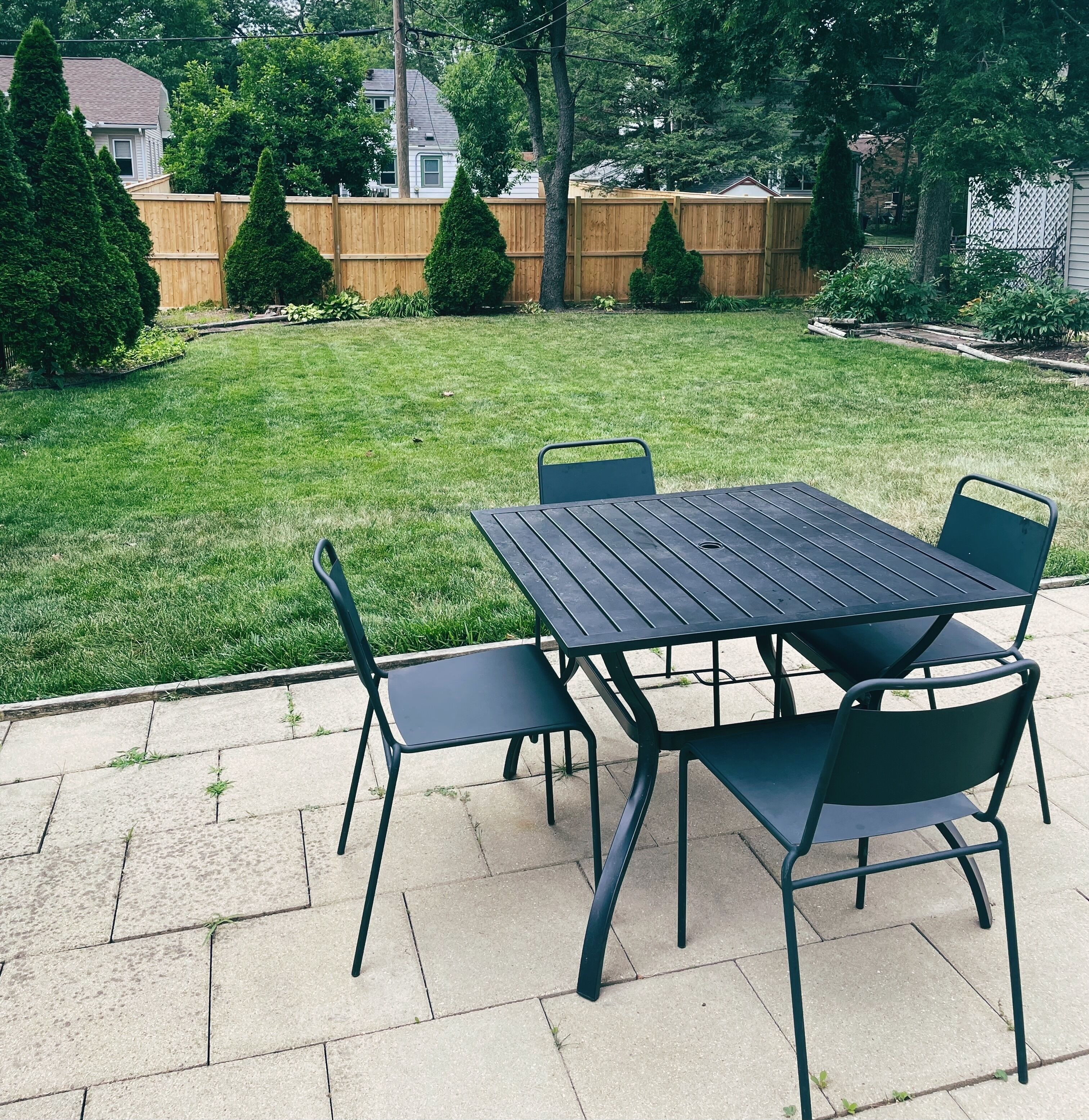 Outdoor dining