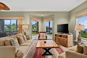 Condo, 2 Bedrooms | Living area | Smart TV