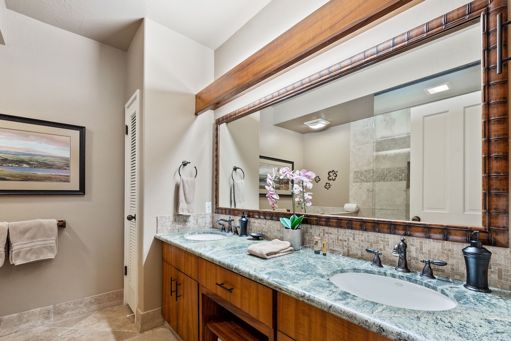 Kanaloa at Kona by null