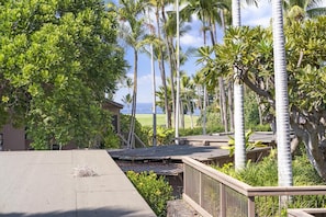 Condo, 2 Bedrooms | Property grounds
