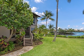 Condo, 2 Bedrooms | Property grounds