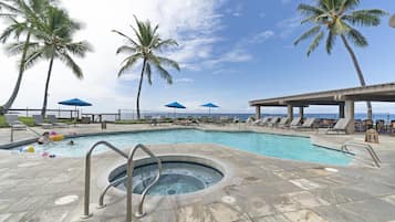 Condo, 2 phòng ngủ | Hồ bơi