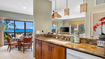Condo, 2 Bedrooms | Private kitchen | Coffee/tea maker, fridge, oven, toaster