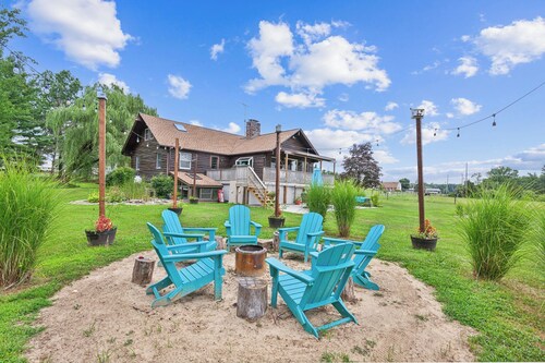 Log Cabin Farm & Gathering Space on 11Preserved Acres for your Serene Getaway