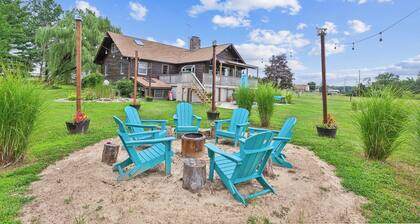 Log Cabin Farm & Gathering Space on 11Preserved Acres for your Serene Getaway