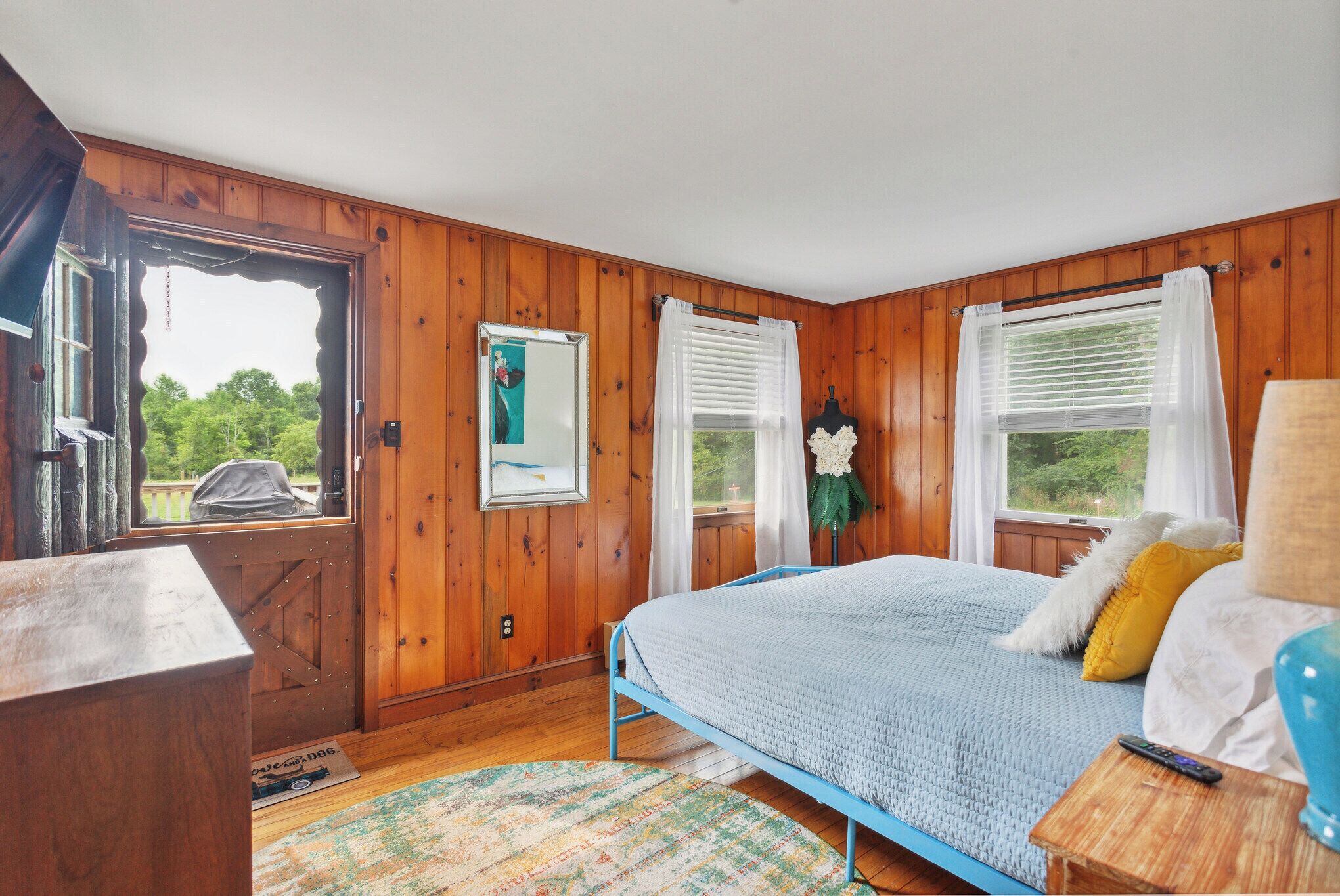 4 slaapkamers, reisbedje, wifi, beddengoed