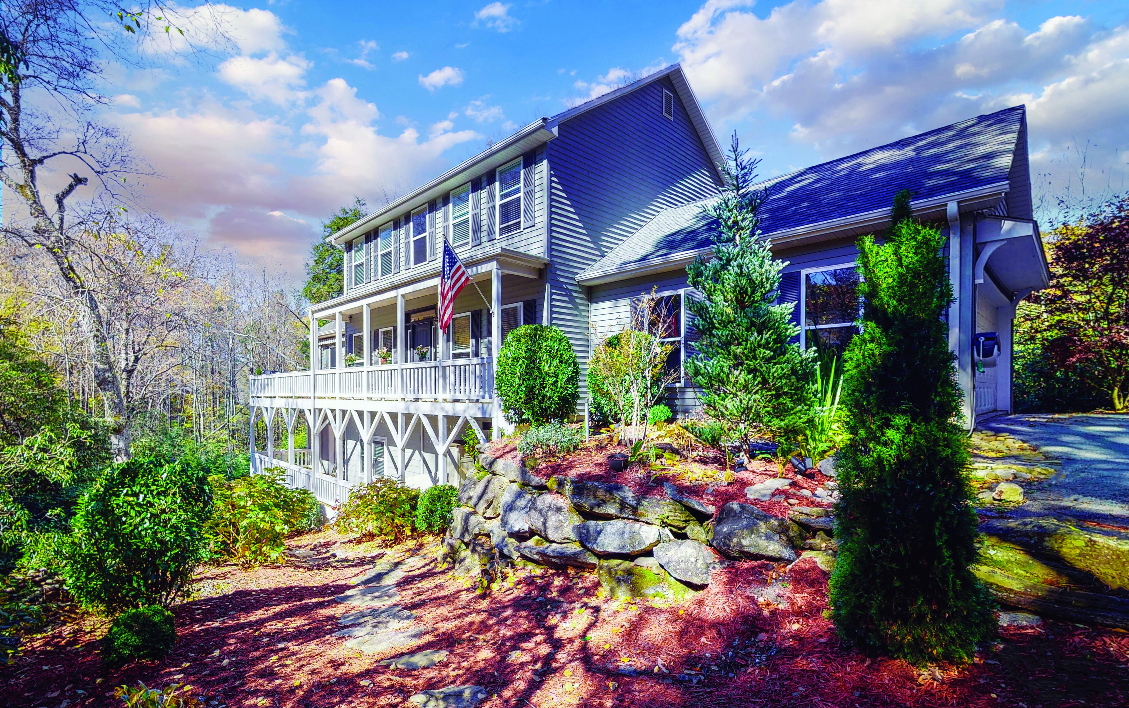 Walk to Harris Lake in town property