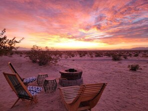 Exterior - The Kosmic Tortoise (Twentynine Palms)