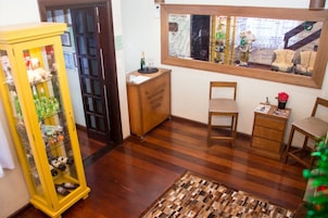 Mostrador para check-in y check-out