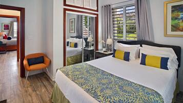 2 makuuhuonetta, työpöytä, silitysrauta/-lauta, ilmainen Wi-Fi