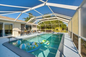 Pool - 4 Mi to Port Charlotte Beach Park: Gem w/ Pool (Port Charlotte)