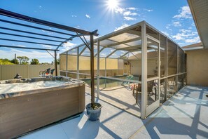 Terrace/patio - 4 Mi to Port Charlotte Beach Park: Gem w/ Pool (Port Charlotte)