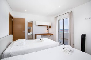 2 bedrooms, iron/ironing board, Internet, bed sheets