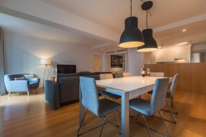 Dining - Downtown apartment w/terrace (Lisboa)
