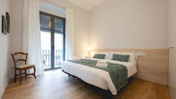 3 dormitorios, tabla de planchar con plancha, wifi y ropa de cama