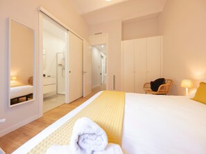 3 chambres, fer et planche Ă repasser, accĂšs Internet, draps fournis