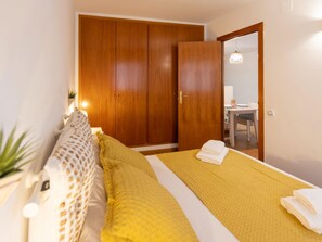 1 bedroom, iron/ironing board, Internet, bed sheets
