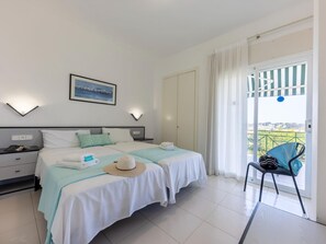 3 Schlafzimmer, Bügeleisen/Bügelbrett, Internetzugang, Bettwäsche